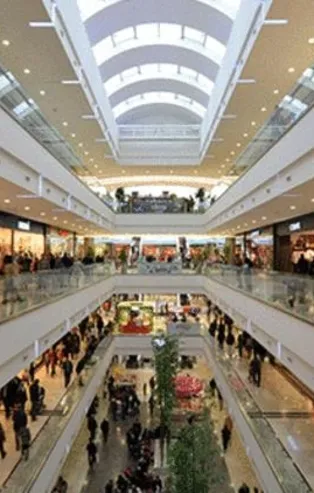 AVM’ler kademeli olarak açılacak