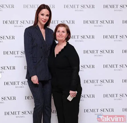 Fahriye Evcen'den sonra Hazal Kaya'dan da sürpriz geldi! İşte ünlüler, anneleri ve çocukları... - 18