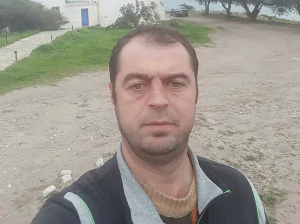 denizlide-minibus-traktore-arkadan-carpti-1-olu-2-yarali-1663591564766.jpg Denizli'de minibüs traktöre arkadan çarptı! 1 ölü 2 yaralı-2