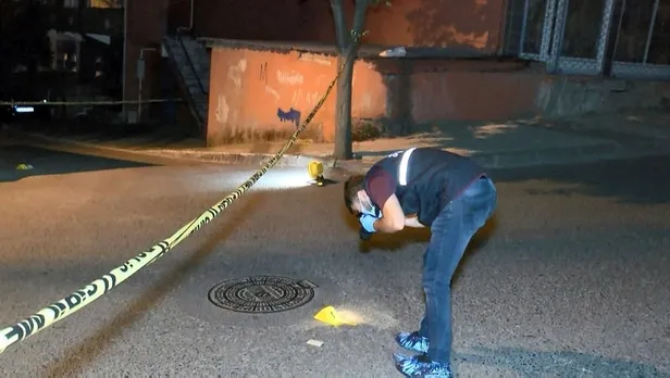 Son dakika: İstanbul Sultanbeyli'de 'yan baktın' kavgası kanlı bitti: 1 yaralı-3