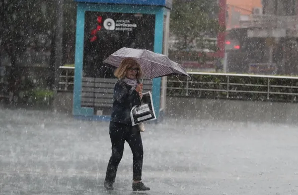 Son dakika: Meteoroloji'den Marmara'nın doğusu ile Batı Karadeniz için sağanak uyarısı! HAVA DURUMU-7