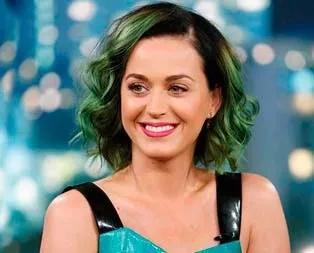 Kraliçeler birbirine girdi