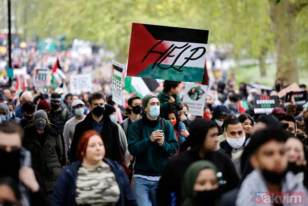 SON DAKİKA: Filistinlilerin katledilmesi protesto ediliyor! Binler Londra'da İsrail Büyükelçiliği'ne yürüyor - 13