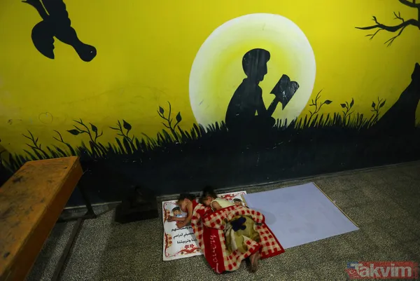 SON DAKİKA: Filistinli aileler çocuklarını İsrail bombalarından korumak için okullara sığındı - 12