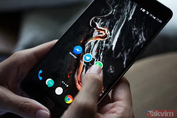 Silinen Mesajlar Snapchat İle Hayatımıza Giren Silinen Mesajlar Bir Süre Sonra Facebook'un Bünyesinde Bulunan Whatsapp'ta Da Karşımıza Çıkacak. Söz Konusu...