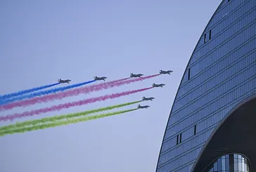 Türk F-16’ları Bakü semalarında! Başkan Erdoğan ve Azerbaycan Cumhurbaşkanı Aliyev böyle seyretti