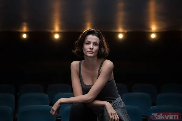 Diriliş Osman'ın Osman Gazi'si Burak Özçivit ile eşi Fahriye Evcen'den şok karar! Çocuklarını kucağına alan ünlü çift... - 20