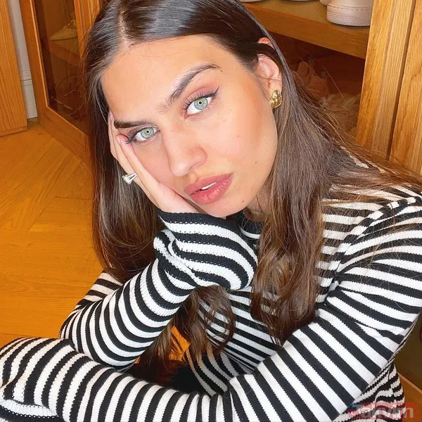 Kim der 2 çocuk annesi! Amine Gülşe pembe taytını çekip spor salonunda şov yaptı! Mesut Özil’in biricik eşi sosyal medyayı salladı - 6