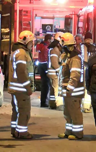 İstanbul'da korkutan yangın! İmdat çığlıklarını duyunca...