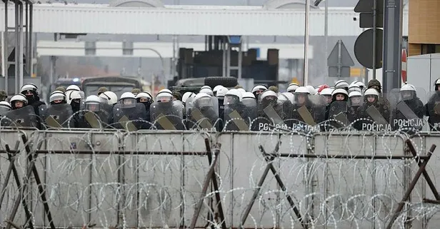 Son dakika: Belarus-Polonya sınırındaki göçmen krizi derinleşiyor! Rusya, AB’yi çifte standartla suçladı