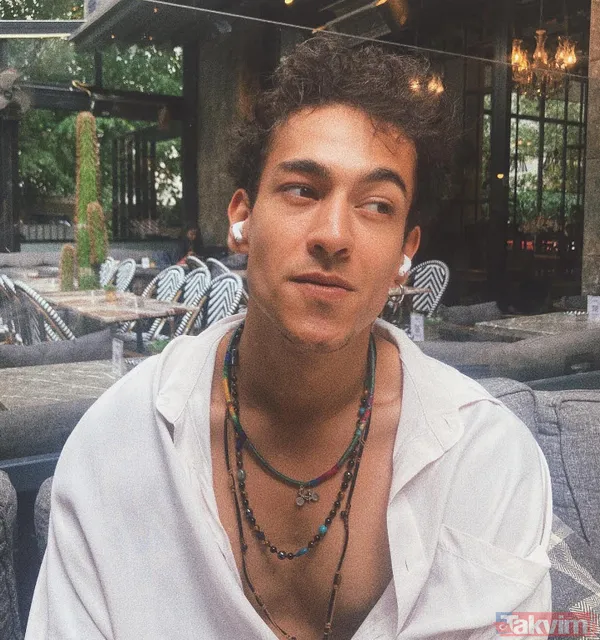 Üç Kız Kardeş'in Mine'si ve Mesut'u arasındaki gerçek şaşırttı! Gerçek hayatta sevgili olan Nazlı Senem Ünal ve Demircan Kaçel... - 23