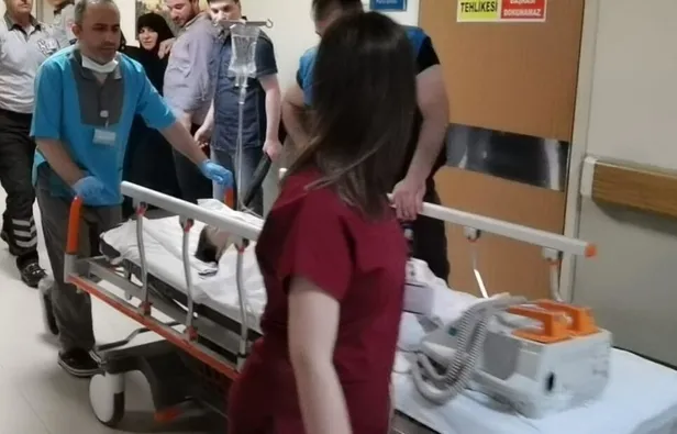 bursada-aci-olay-5inci-kattan-dusen-9-aylik-bebek-agir-yaralandi-1658134735659.jpeg Bursa'da acı olay! 5’inci kattan düşen 9 aylık bebek ağır yaralandı-3