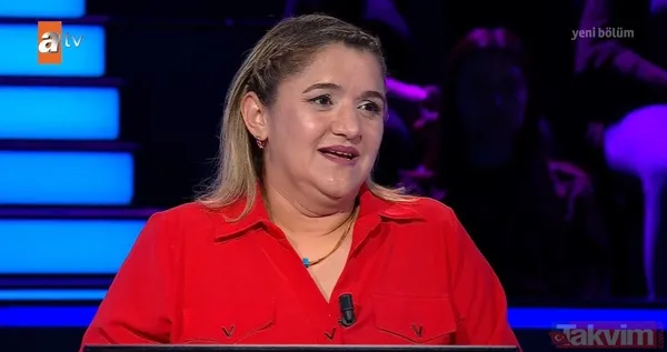 Kenan İmirzalıoğlu'nun sunduğu Kim Milyoner Olmak İster'de duygu dolu anlar! Süper Baba dizisinde Şevket Altuğ’un canlandırdığı Fiko… - 1