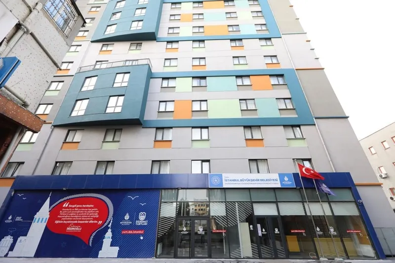 ibbden-zam-ustune-zam-once-ispark-simdi-de-ogrenci-yurtlari-yuzde-50-yukseldi-iste-yeni-tutar-1718211643406.jpeg