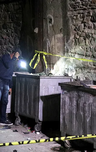 İzmir'de çöp konteynerinde patlama
