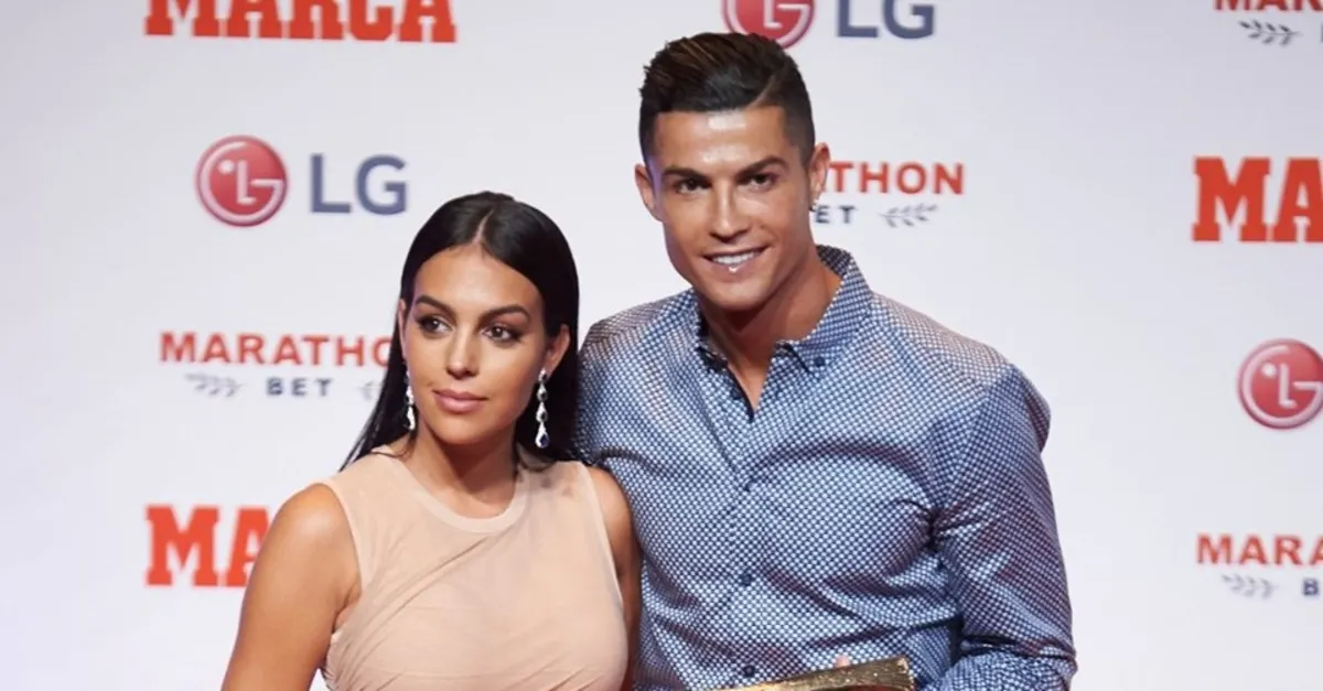 Bomba iddia: Cristiano Ronaldo 5. kez baba mı oluyor? Marca Efsane gecesine Georgina Rodriguez damga vurdu!