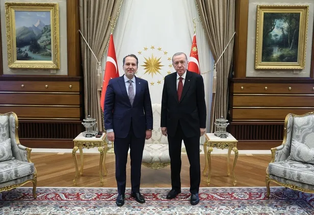 baskan-erdogan-bbp-genel-baskani-mustafa-desticiyi-kabul-etti-1697119482663.jpeg Başkan Erdoğan BBP Genel Başkanı Mustafa Destici'yi kabul etti-3