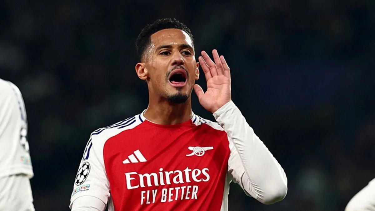 Saliba Arsenal'le nikah tazeledi