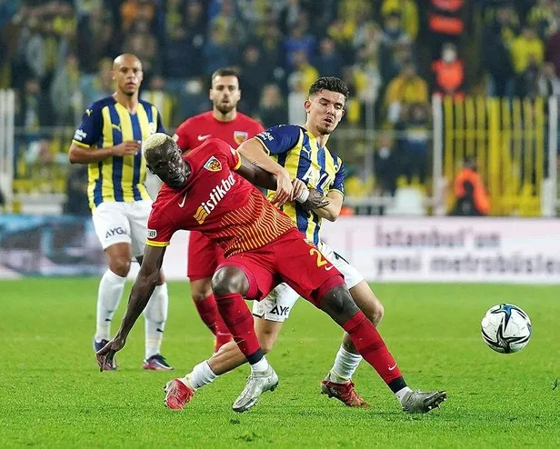 erman-toroglundan-fenerbahce-kayserispor-maci-sonrasi-vitor-pereiraya-bomba-sozler-teknik-direktor-degil-sinek-ikili-1636315857356.jpeg