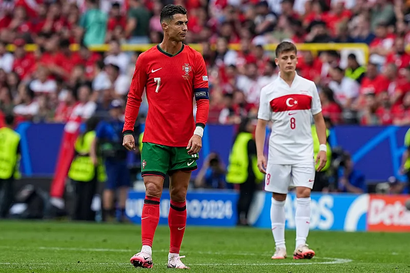 Cristiano Ronaldo'dan Arda Güler sözleri! Türkiye - Portekiz maçının ardından o görüntü olay olmuştu - 8