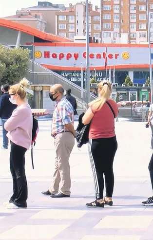 Sağlık Bakanı Fahrettin Koca'dan sosyal mesafe uyarısı: Tedbiri elden bırakmayın