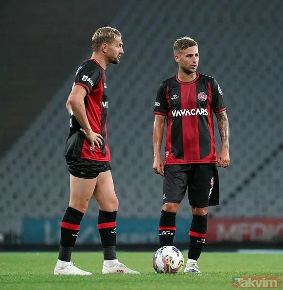 Ismael'den ortaya sürpriz tercih! Beşiktaş Fatih Karagümrük ile karşılaşacak - 7