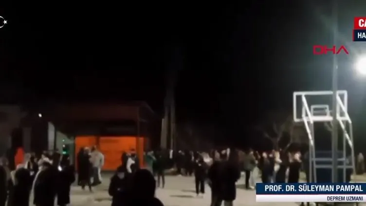 SON DAKİKA I Hakkari Yüksekova'da peş peşe korkutan depremler! İşte ilk görüntüler...