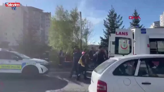 Sivas'ta kaza: 2 yunus polisi yaralandı!