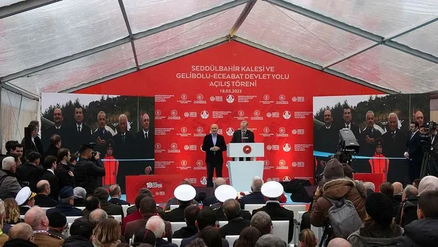 baskan-erdogan-gelibolu-eceabat-devlet-yolunu-hizmete-aldi-flas-tahil-koridoru-mesaji-1679151772953.jpeg