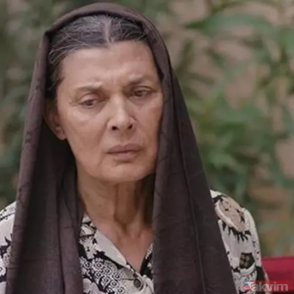 Yalı Çapkını'nın Hattuç Hala'sı Şerif Sezer bakın hangi ünlü oyuncunun annesi çıktı! “Nasıl anlamadık” Çetin Tekindor’un partneri... - 13