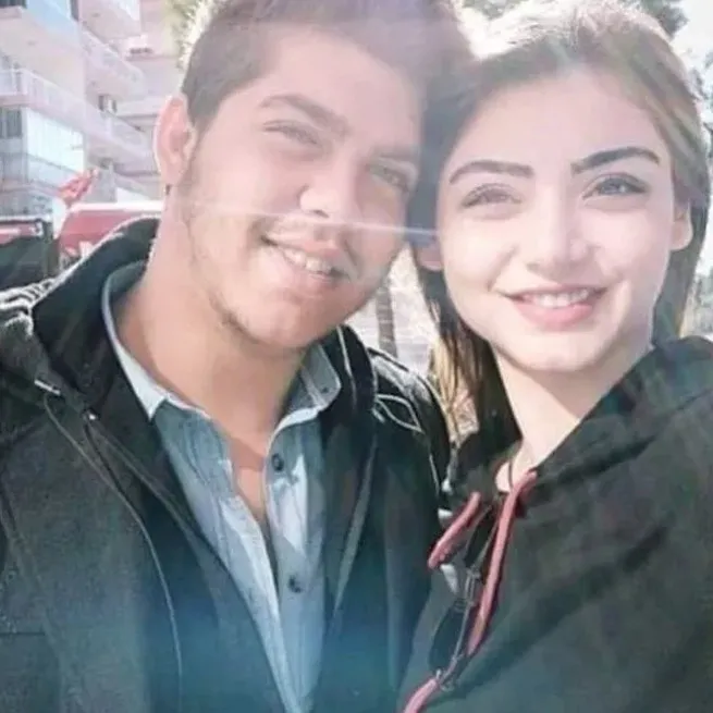 Kuruluş Osman’ın başrolü Burak Özçivit’in baldızlarına bakın! Fahriye Evcen’in kardeşleri "Güzellik genetik" dedirtti - 8