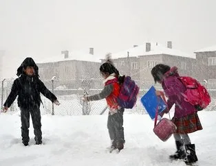 Refahiye’de taşımalı eğitime kar arası