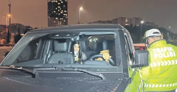 Hande Erçel trafik çevirmesinde objektiflere yakalandı