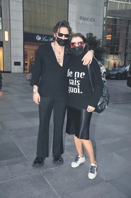 mine-tugaydan-nazar-onlemi-5-kasim-magazin-haberleri-1636059918103.jpeg Mine Tugay'dan nazar önlemi | 5 Kasım magazin haberleri-8