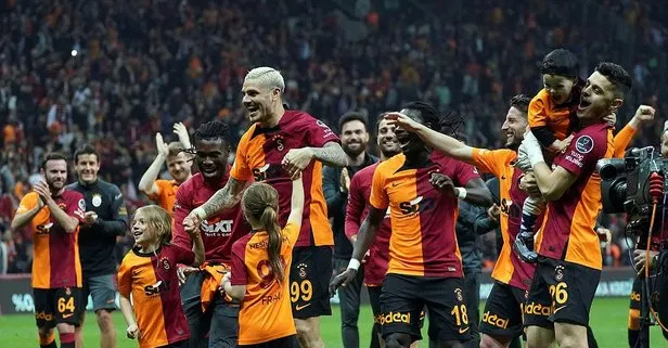 Galatasaray’da hedef şampiyonluğu derbi galibiyetiyle kutlamak