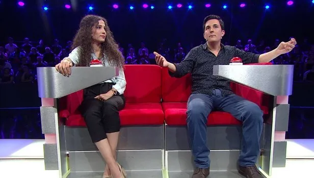Müge Anlı'nın sunduğu 'Güven Bana' programında İsmet Bey'in dansı Müge Anlı ve izleyenleri çıldırttı