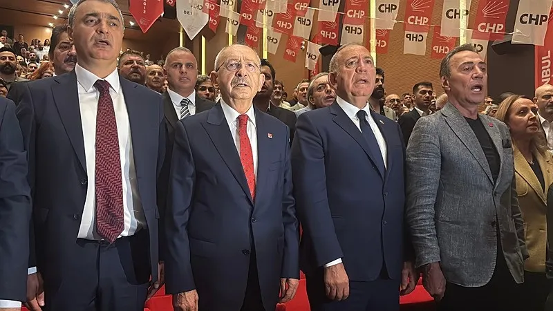chpdeki-parali-figuran-sorusturmasi-timur-soykan-ve-fatih-altayli-ifadeye-cagrildi-1785410887549.jpeg CHP'deki "paralı figüran" soruşturması: Timur Soykan, Fatih Altaylı ve Uğur Dündar ifadeye çağrıldı-2