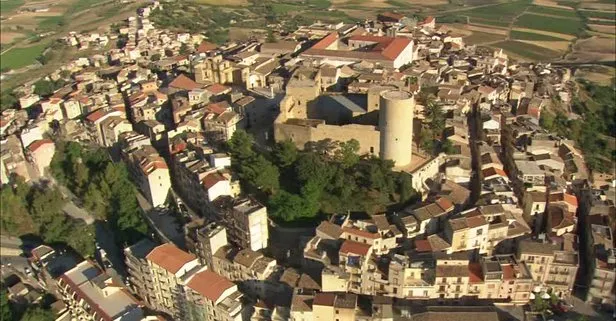 Evlerin fiyatı sadece 1 euro!