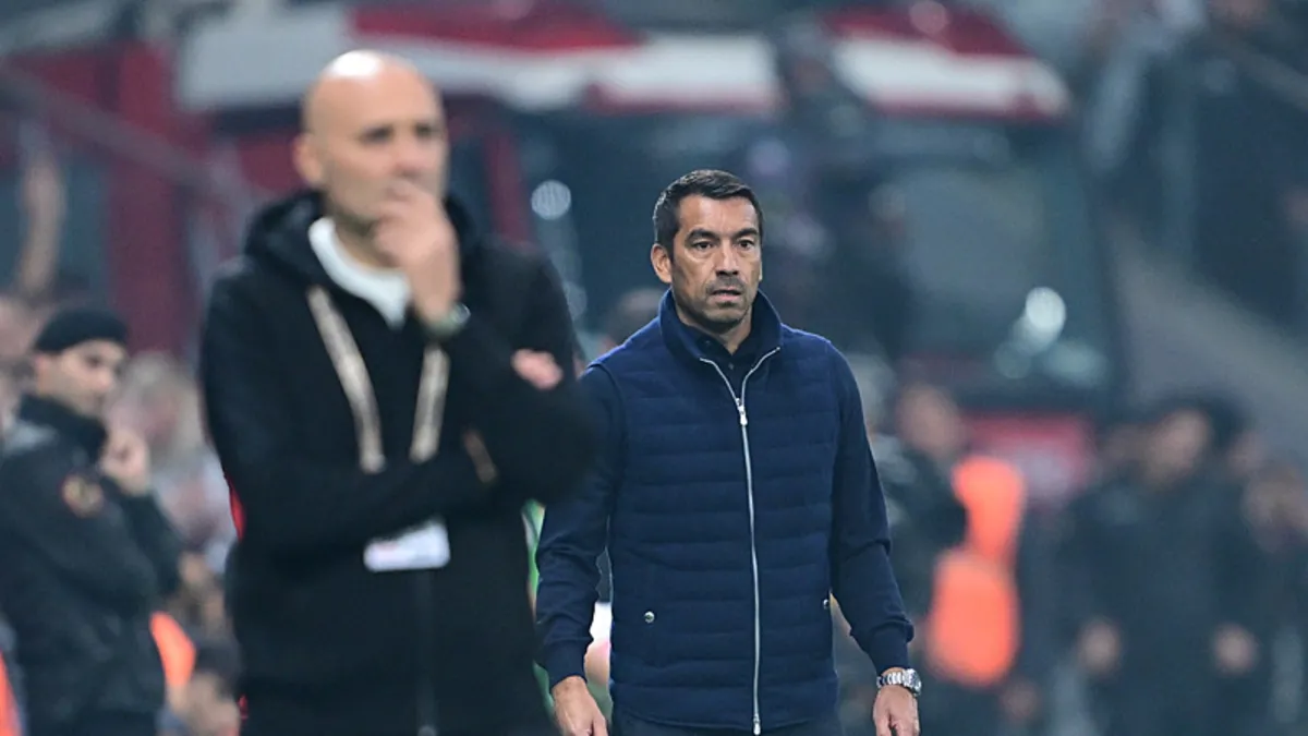 Giovanni van Bronckhorst'tan mağlubiyet yorumu: İlk defa gördüm!