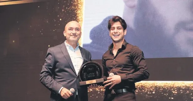 Fizy'den Reynmen’e iki ödül birden