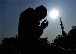 Oruç, insanın kalbini Allah aşkı ile dolduruyor