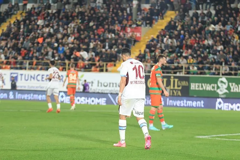 Trabzonspor'un 3 maçlık serisi Alanya'da son buldu!-4