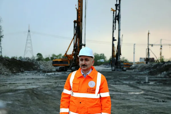 son-dakika-bakan-karaismailoglu-duyurdu-dev-proje-21-aralikta-tamamlanacak-1588315581403.jpg Son dakika: Bakan Karaismailoğlu duyurdu: Dev proje 21 Aralık'ta tamamlanacak-2