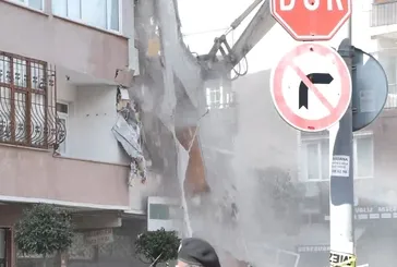 Gece yarısı faciadan dönüldü! Yıkım başladı