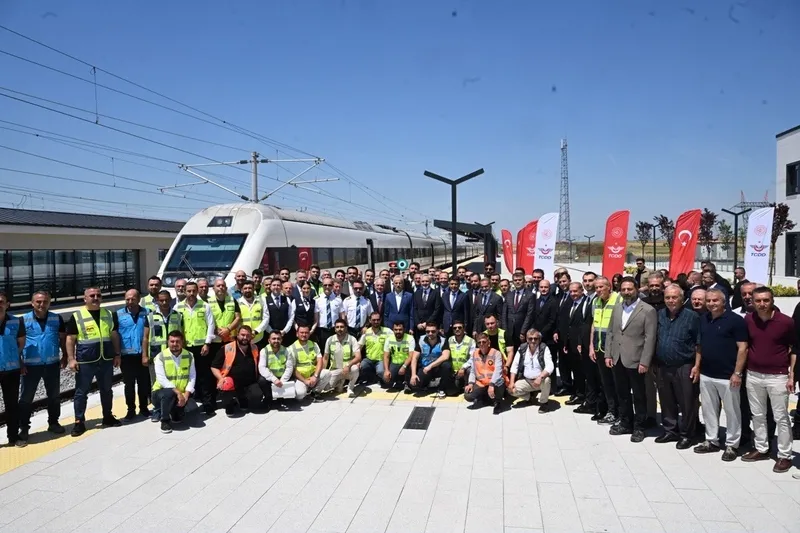 istanbul-kapikule-arasi-4-saatten-15-saate-dusuyor-test-surusu-basladi-1780747662967.jpg İstanbul-Kapıkule arası 4 saatten 1,5 saate düşüyor: Test sürüşü başladı-11