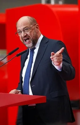 Schulz yine Türkiyeyi diline doladı