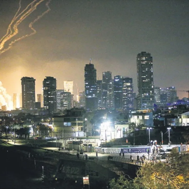 İran İsrail’ın kalbini vurdu