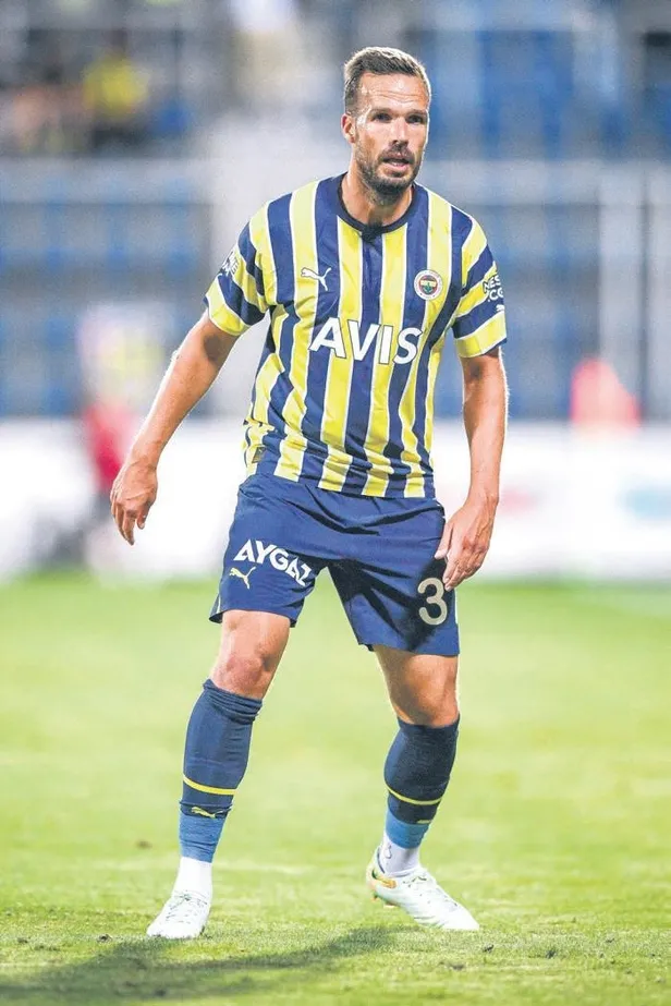 galatasaray-kaan-ayhan-transferinde-son-asamaya-geldi-spor-haberleri-1662509282801.jpeg Galatasaray Kaan Ayhan transferinde son aşamaya geldi! | Spor haberleri-12