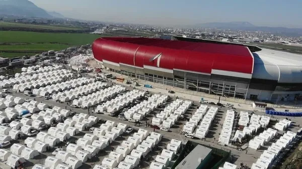 asrin-seferberligi-yeni-hatay-stadyumu-depremzedeler-icin-cadir-kente-donustu-1676035165319.jpg Asrın seferberliği: Yeni Hatay Stadyumu depremzedeler için çadır kente dönüştü-1