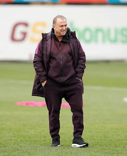 Fatih Terim'in telefon trafiği Türkiye'ye getirdi!-3